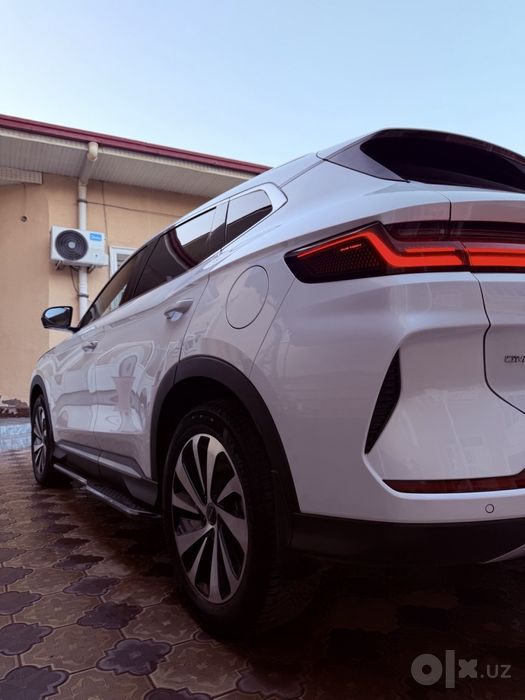 BYD Champion 2024 Gibrid 150km Full srochna sotiladi