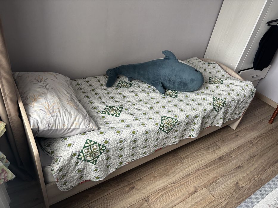 Продам кровать дешево