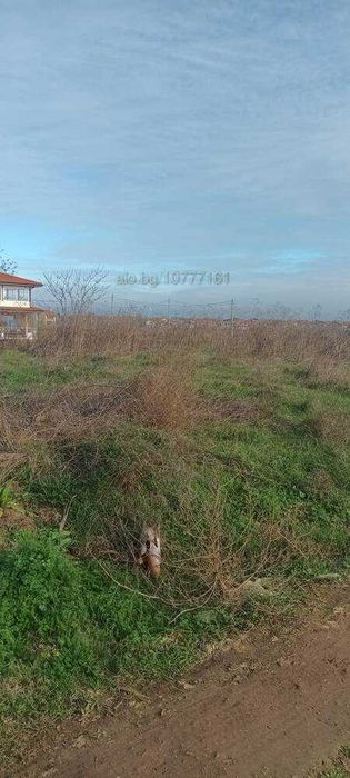 Парцел до болницата в Каварна