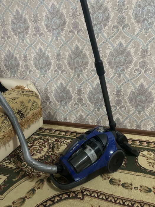 Пылесос Samsung sc8836