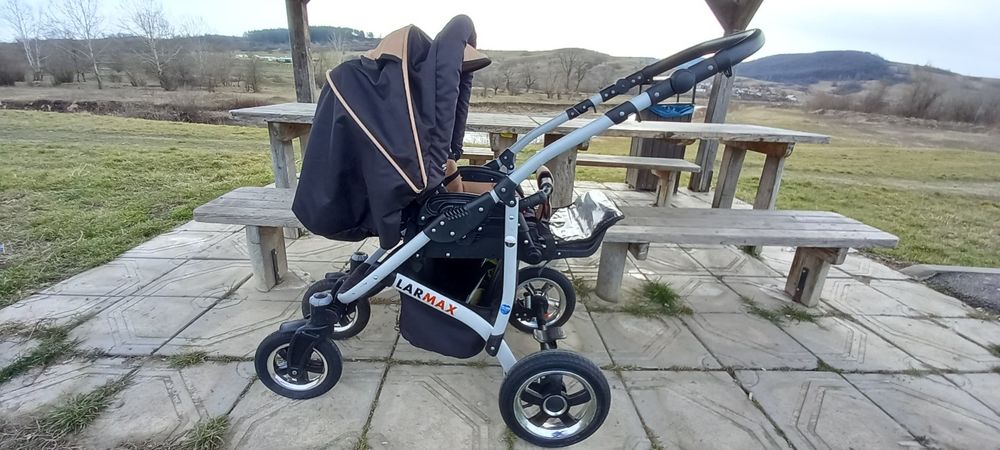 Carucior copii pliabil Larmax
