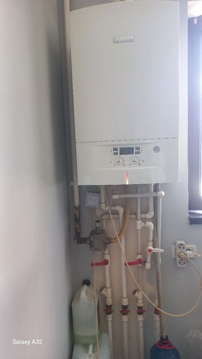 Vand Centrala termica nefunctionala Bosch pentru piese, Model ZBV24, In condensatie, 24 kw