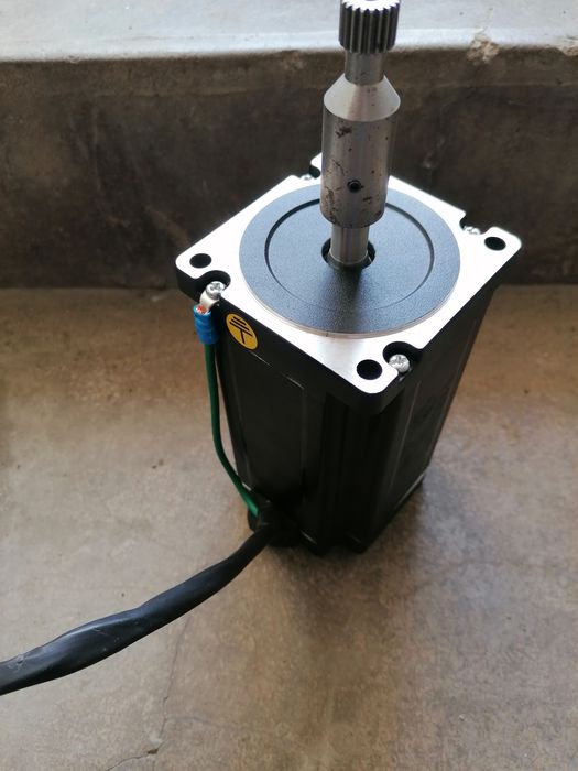 Motor Nema 34 nou