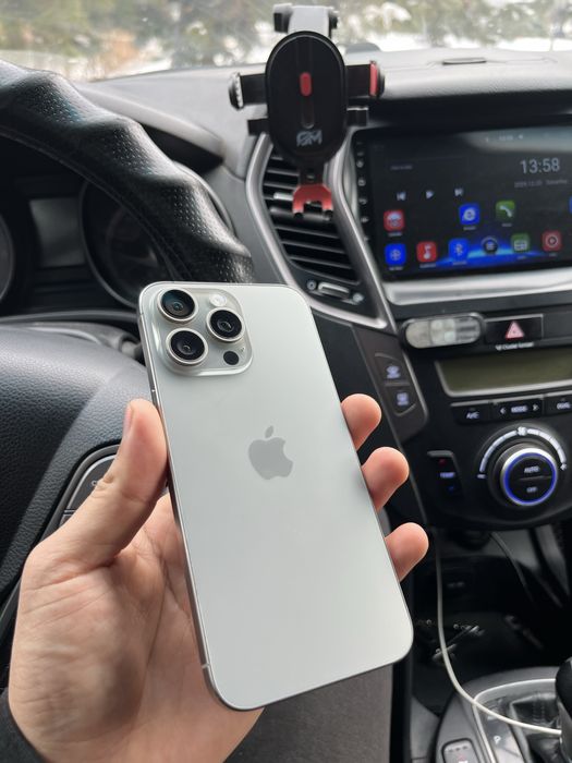 Айфон 15 про мах