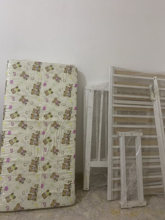 Продам манеж с матрасом до 3х лет