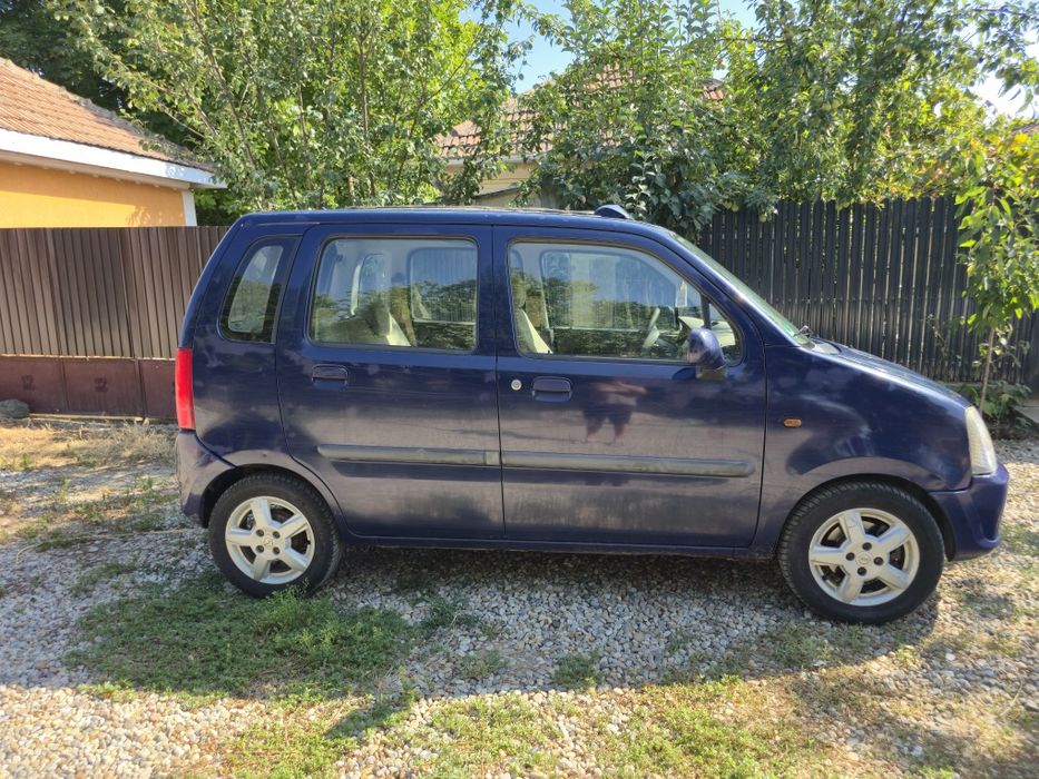 Vând Opel Agila 2003