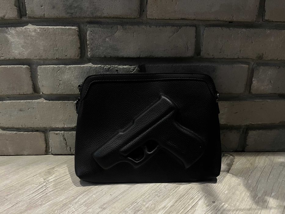 Сумка-пистолет через плечо, Givenchy type