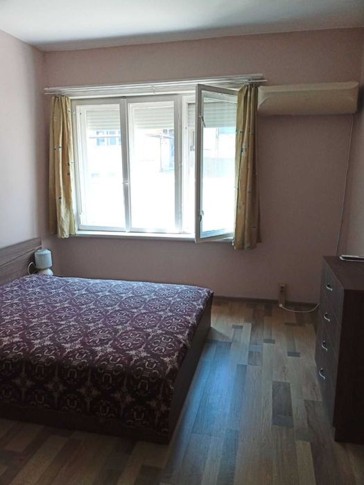 Продава се Тристаен апартамент в Мездра - 100 кв.м за 1000 €/кв.м - Снимка #3