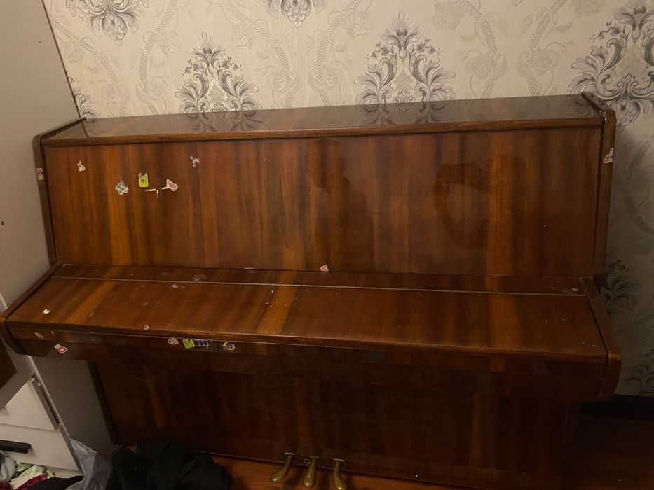 Продается пианино
