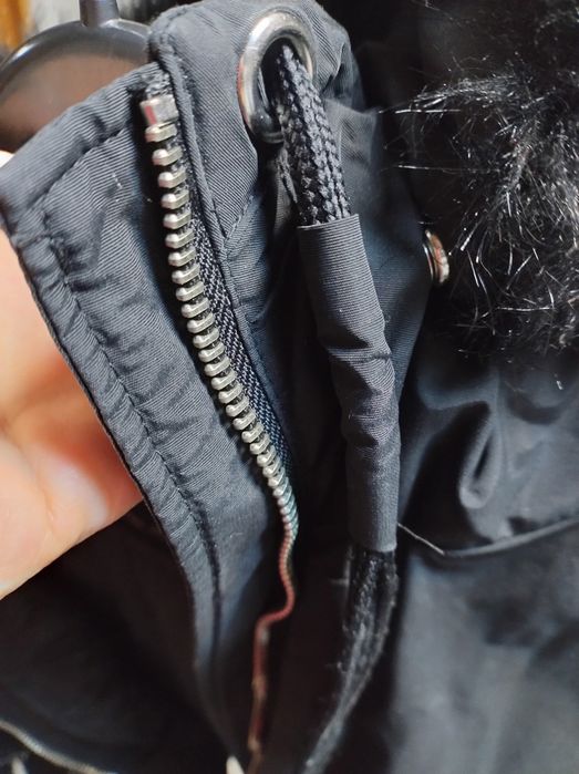 Geaca Zara , material rezistent