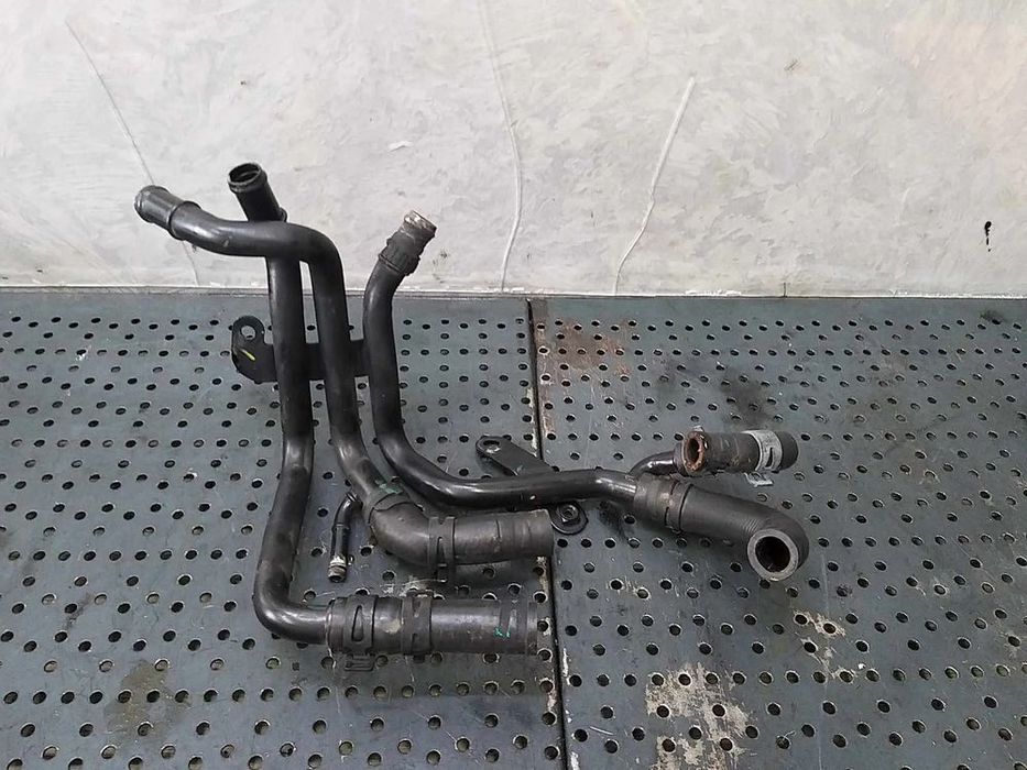 Furtunuri conducta apa 2.0 tdi vw golf 7 04l121064e