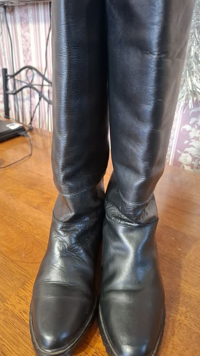 Сапоги кожанные производство Партугалия и Батильоны натуральная замша