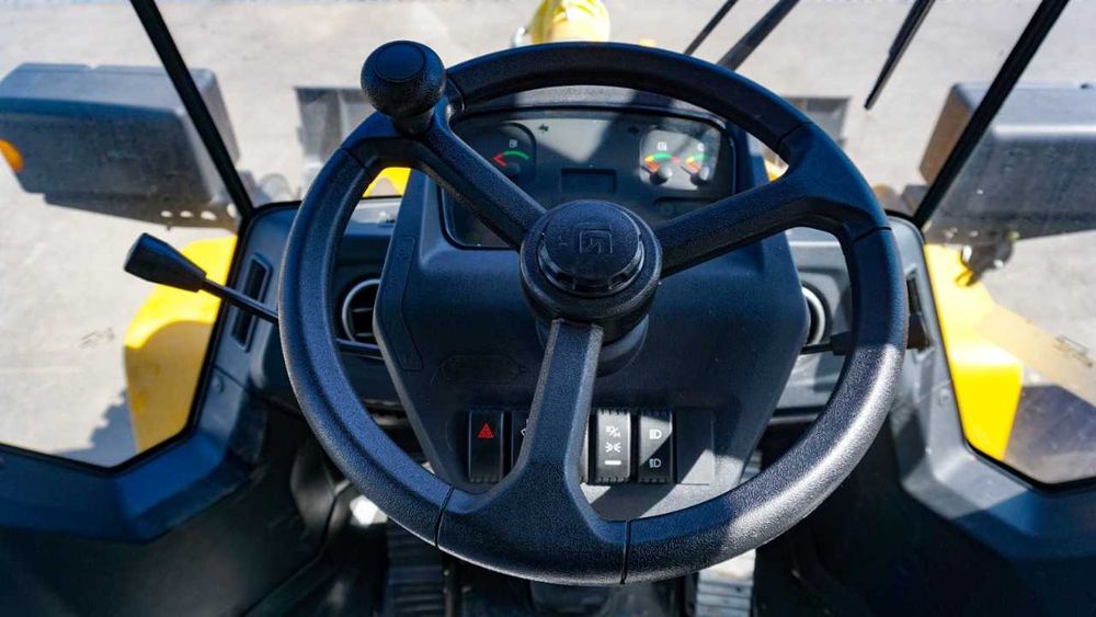 Фронтальный погрузчик LiuGong 835