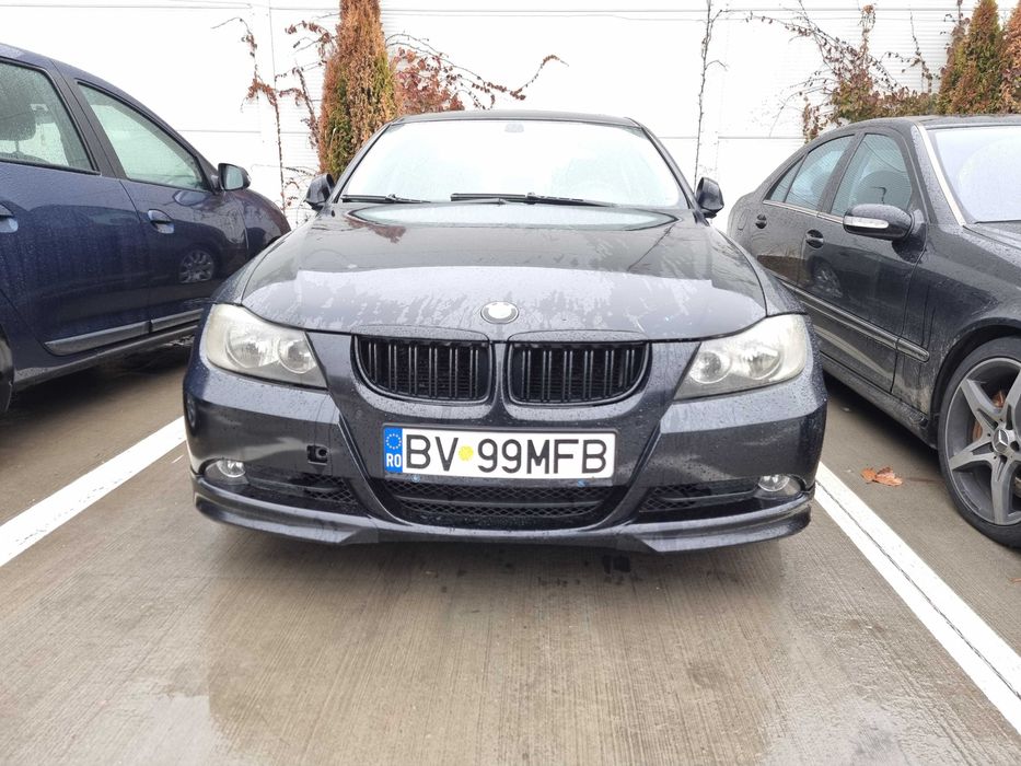 BMW Seria 3 E90 320i