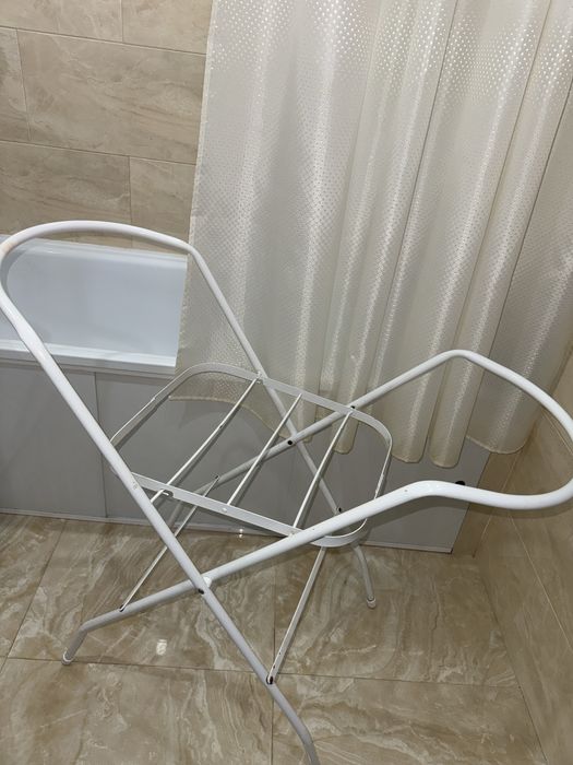 Продам ванночку со сливом