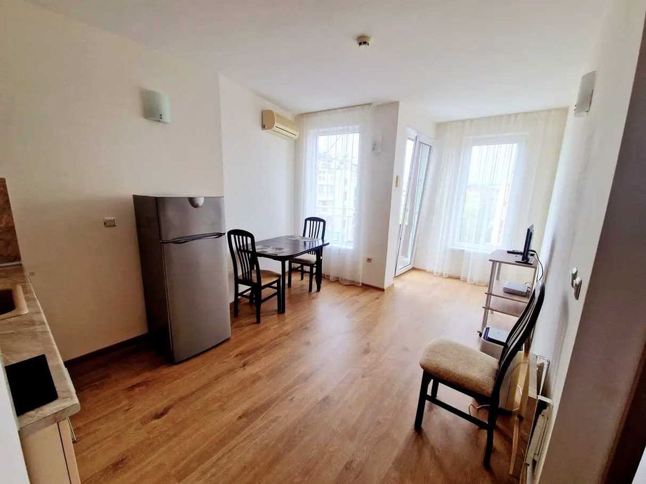 Продава се Двустаен апартамент в к.к. Слънчев бряг - 50 кв.м за 1220 €/кв.м - Снимка #2