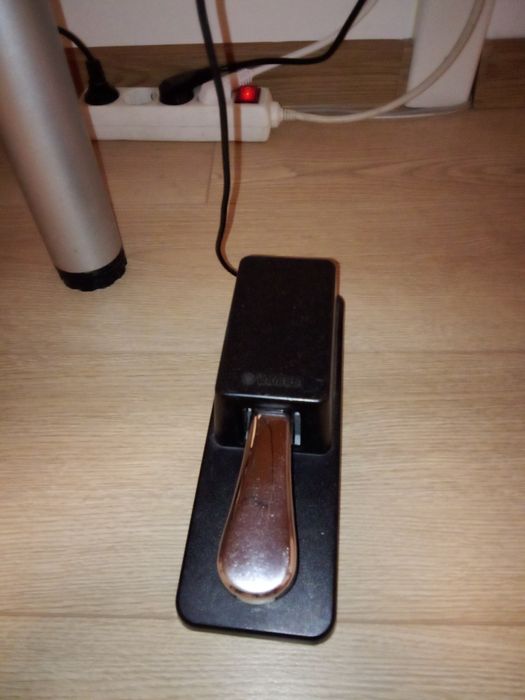 Педал от пиано YamahaCP-40  FC3