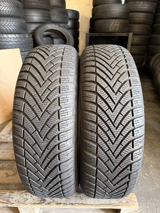 2 anvelope iarna ca NOI 215/70/16 , Vredestein , DOT 4023 , 7.5 mm