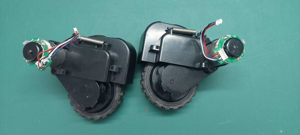 Rowenta X-Plorer Serie 45 – комплект задвижващи колела с мотори.