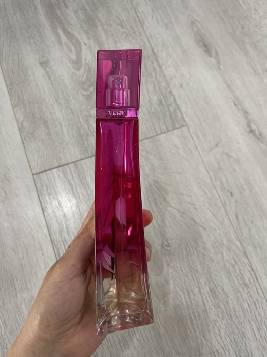 Parfum Givenchy Very Irresistible tropical paradise
