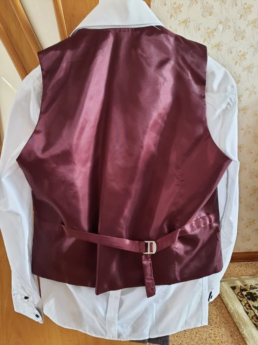 Костюм тройка в чехле