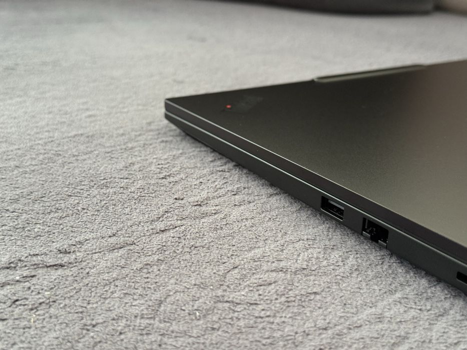 Нов 14’FHD+IPS Ryzen 3 210 w Lenovo Thinkpad E14 Gen 7 16GB DDR5 5600Mhz 256GB SSD Nvme  Гаранция