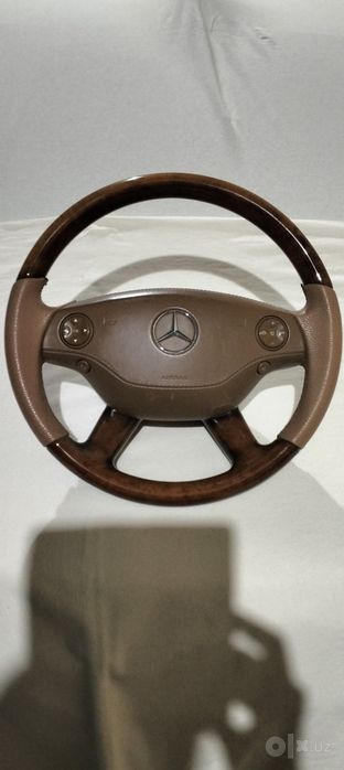 Продам запчасти на Мерседес 221