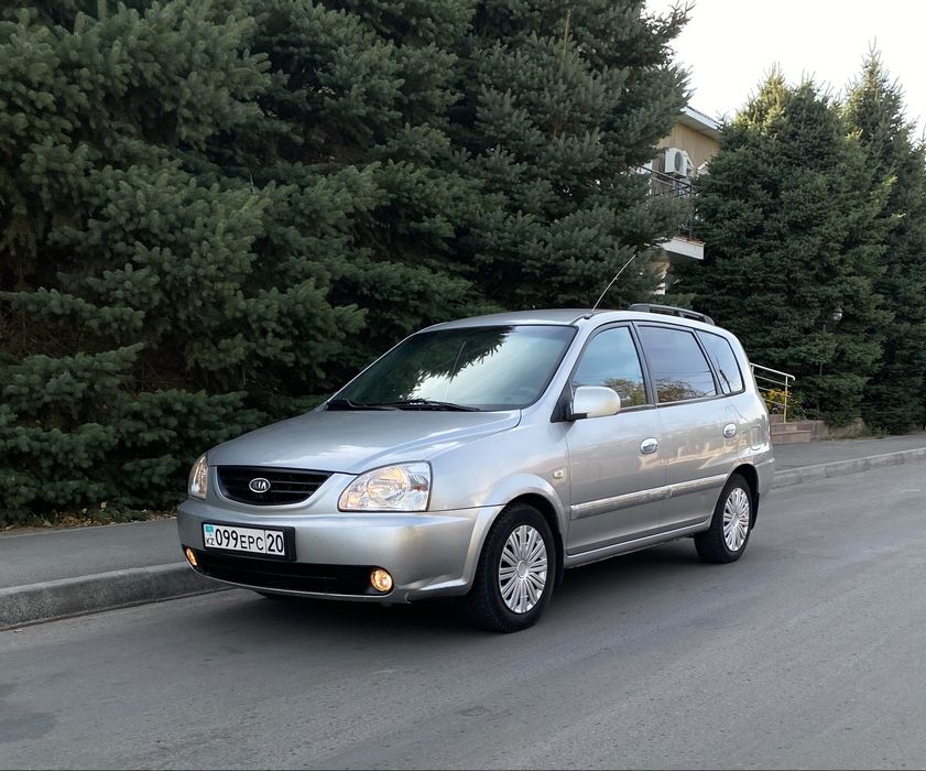 Kia Carens продам или обмен