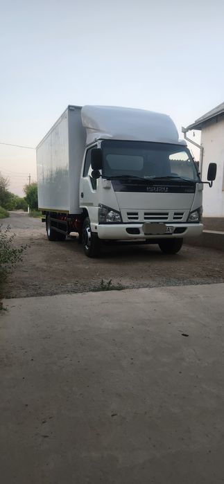 Isuzi  NPR 71 radnoy