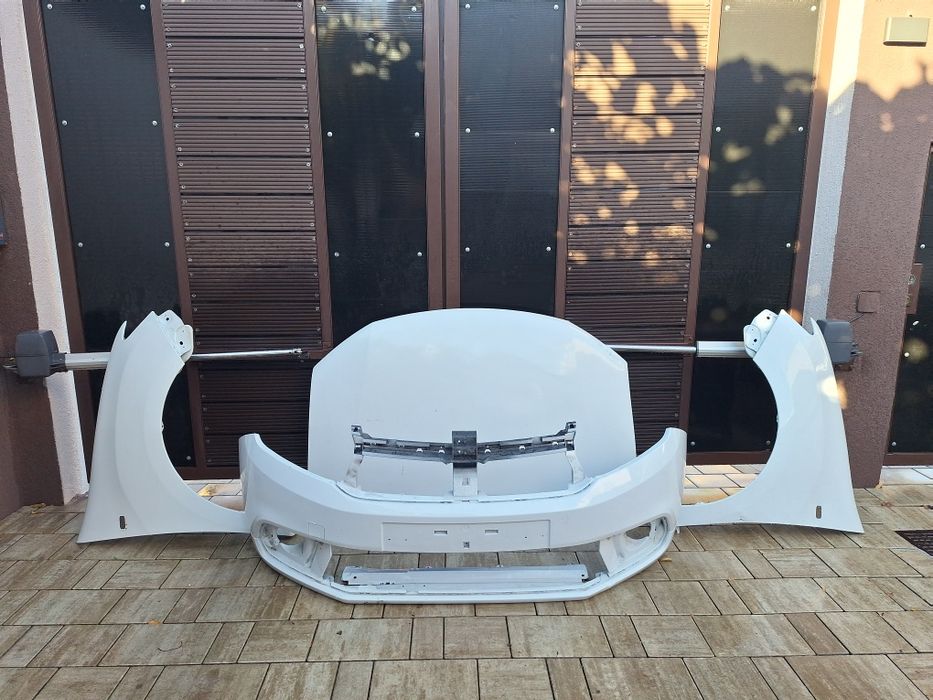 Bara fata alba dacia logan sandero mcv Capota aripa aripi