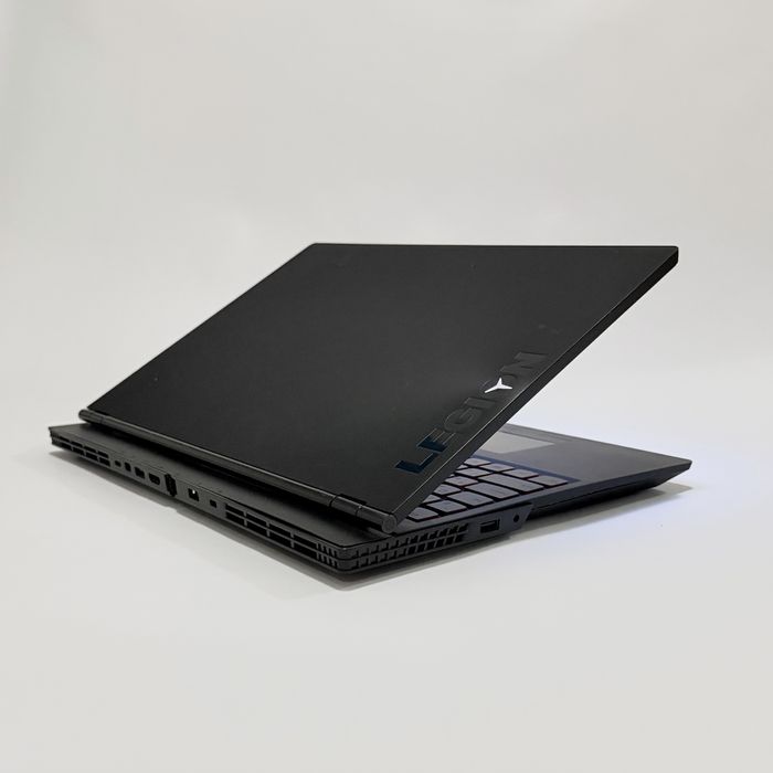 Lenovo Legion Y540/i5-9300H/GTX 1650/512GB NVMe/12GB DDR4