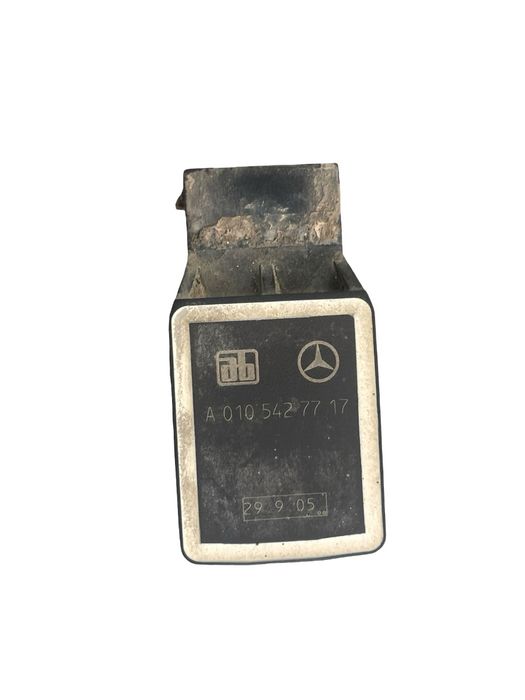 Senzor De Nivel Faruri Dreapta Spate Mercedes-Benz M-Class Ii W164 2005 - 2012 3.0 Ml 280 Cdi 4-Matic Om 642.940 A0105427717