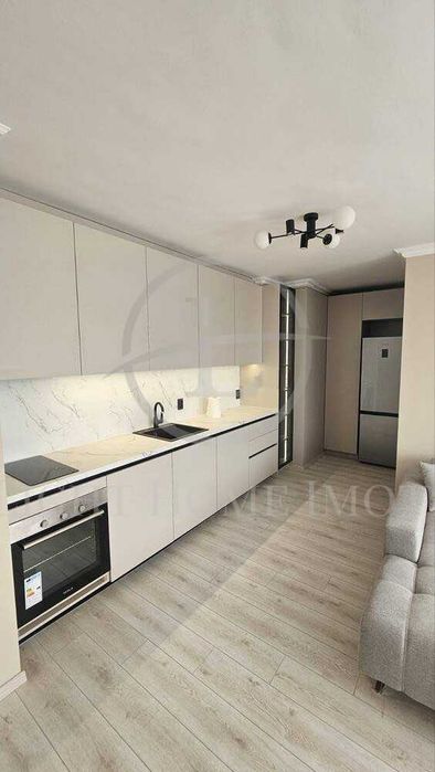 Продава се Двустаен апартамент в Пловдив, Кършияка - 80 кв.м за 2000 €/кв.м - Снимка #3