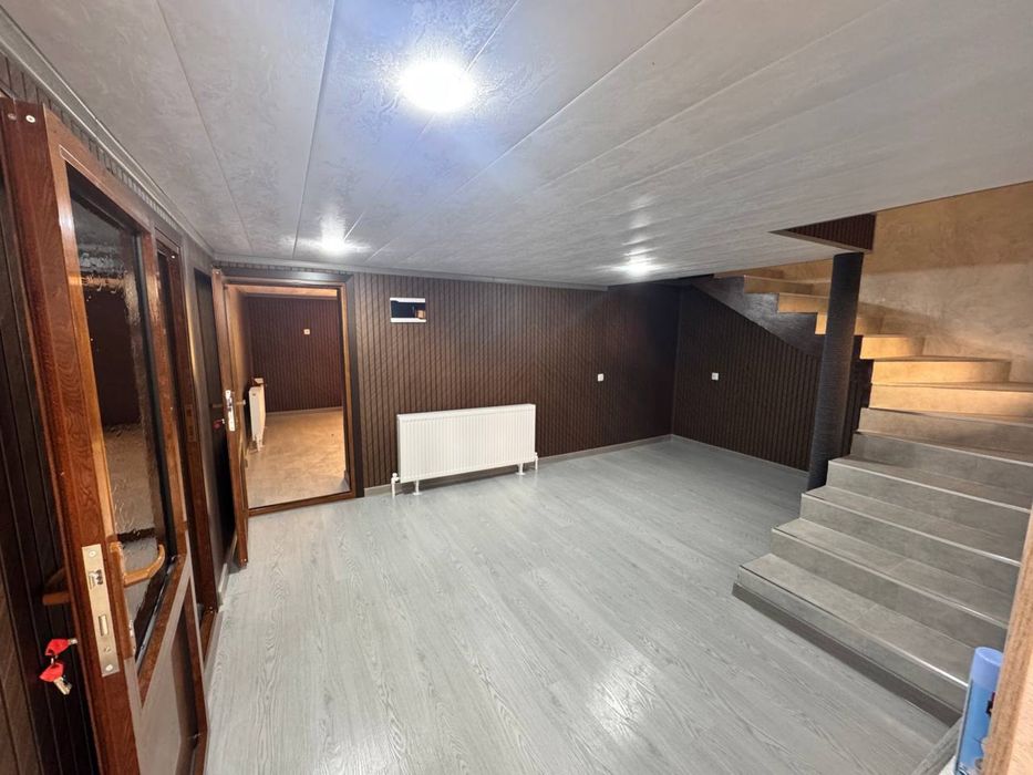 Срочно сотилади 6 сотик таёр ховли