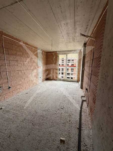 Продава се Двустаен апартамент в София, Хладилника - 62 кв.м за 699 €/кв.м - Снимка #2