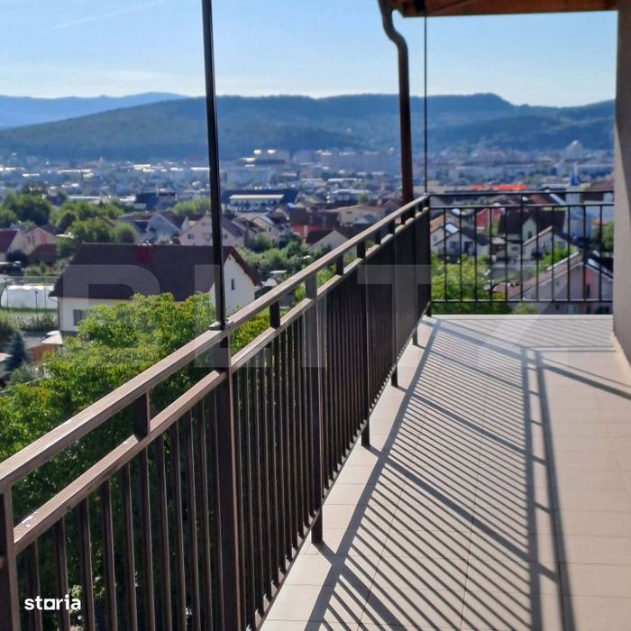 Apartament cu 3 camere, 52 mp, parcare, Cartier Subcetate