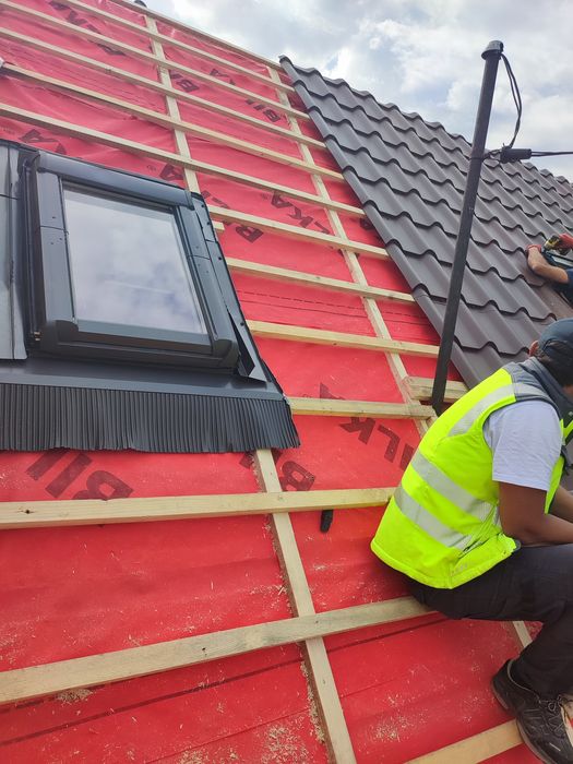 Reparatii si montaj tigla metalica si ceramica acoperisuri complete