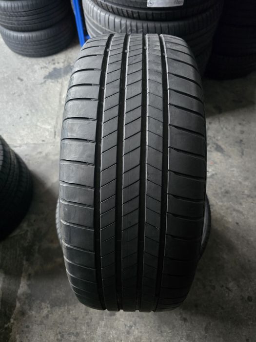 Bridgestone 235/55 R18 100V vară