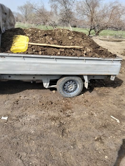 Перегной , навоз.