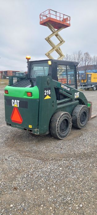încărcător  frontal Caterpillar 216 ,2680 kg