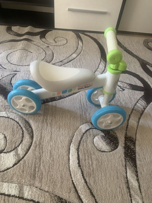 Ttricicleta noua, nu a prezentat interes pentru cel mic