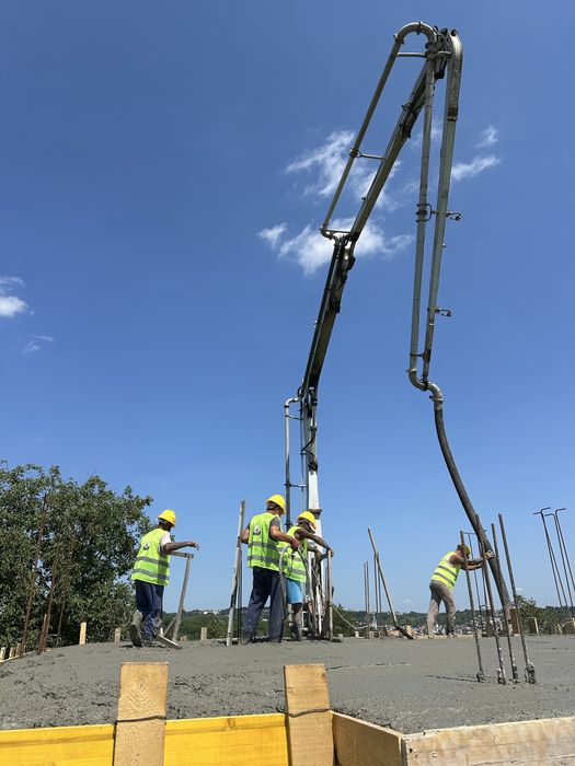 Firma constructii si renovari