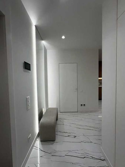 Дава се под наем Двустаен апартамент в София, Зона Б-18 - 65 кв.м за 612 € - Снимка #3