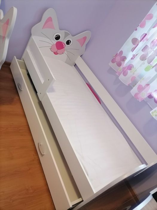 Детски ,нови легла 3броя- коте и кола