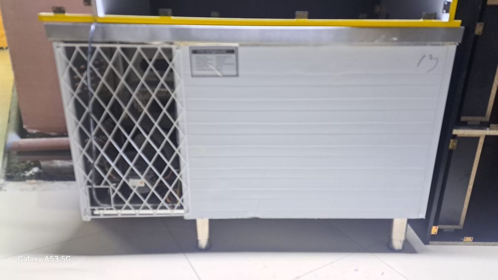 Продам стол холодильник