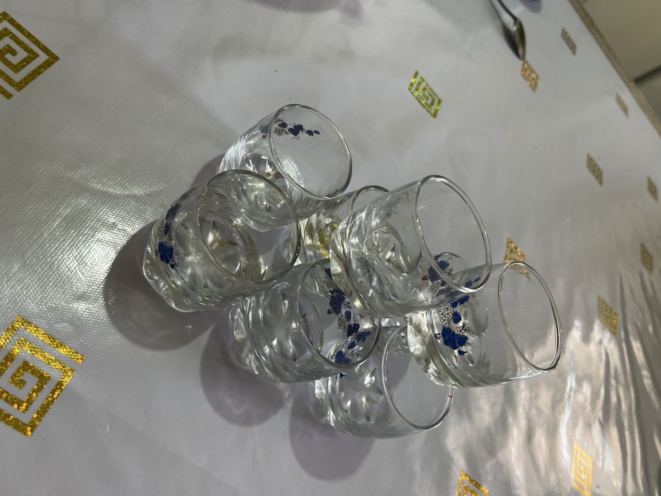 Продам стаканы мальенкие стопки