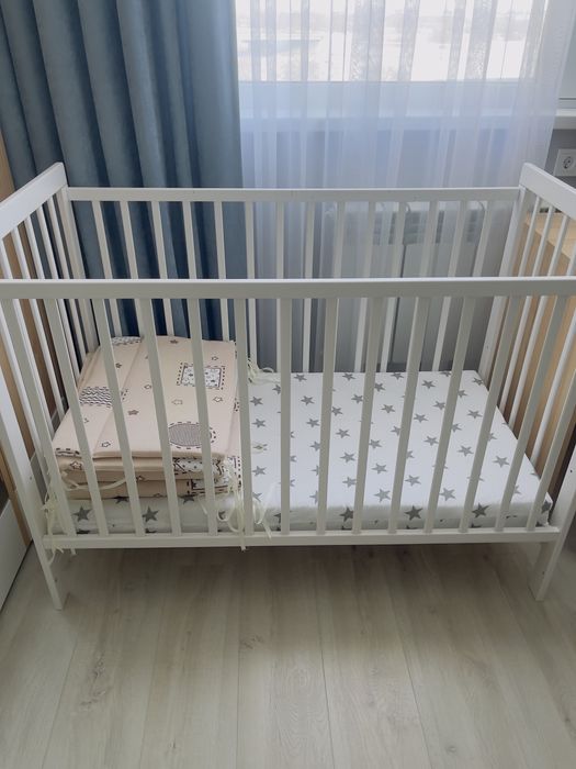 Кровать детская белое дерево