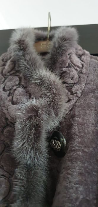 Шуба мутоновая с отделкой норка