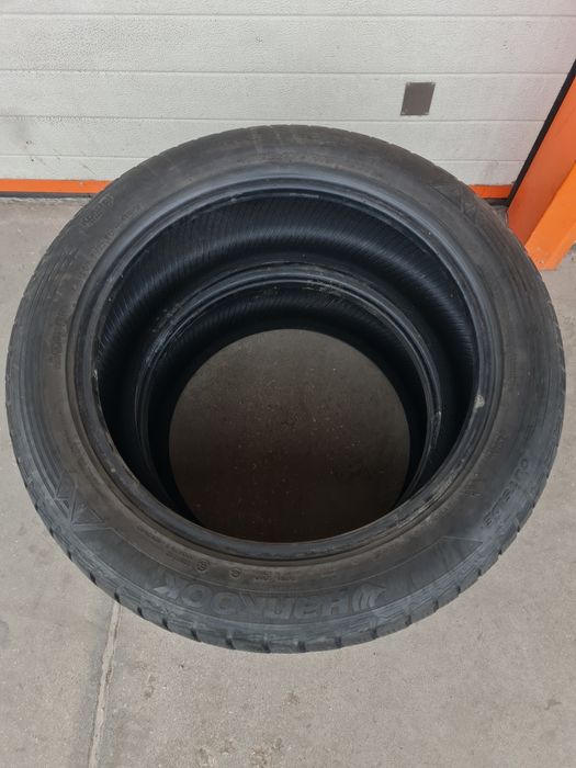Зимни гуми 2 броя HANKOOK WinterIcept Evo 235 50 R18 дот 1314