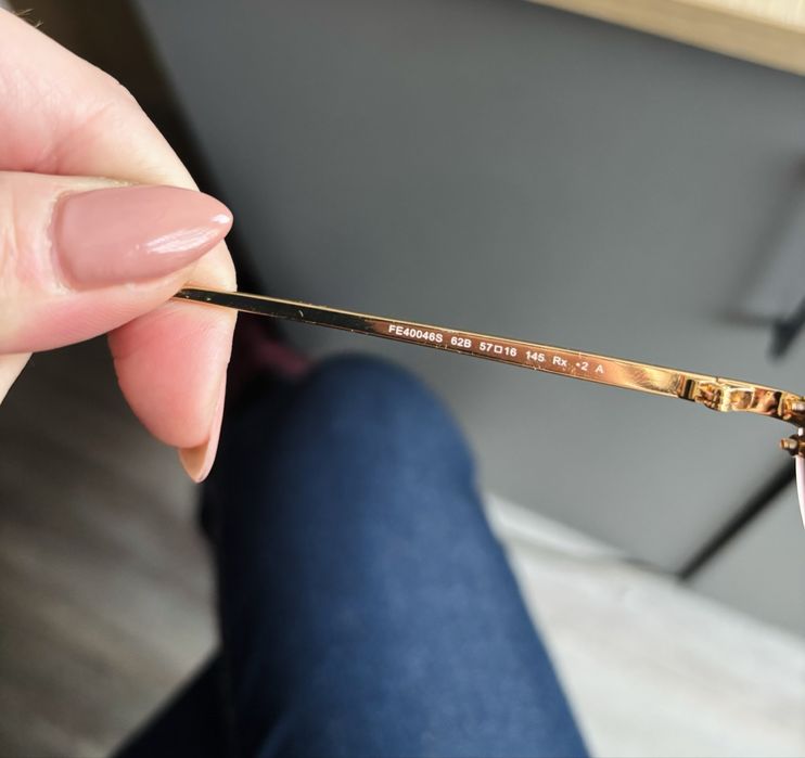 Дамски слънчеви очила Fendi